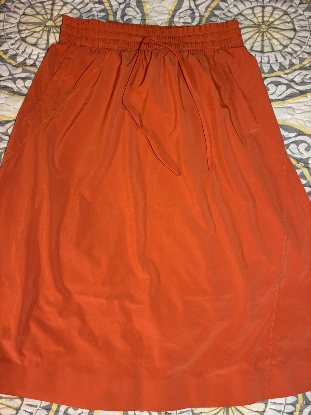 Athleta Arrival Midi Skirt Size 10 Orange Elastic Waistband - Picture 3 of 10